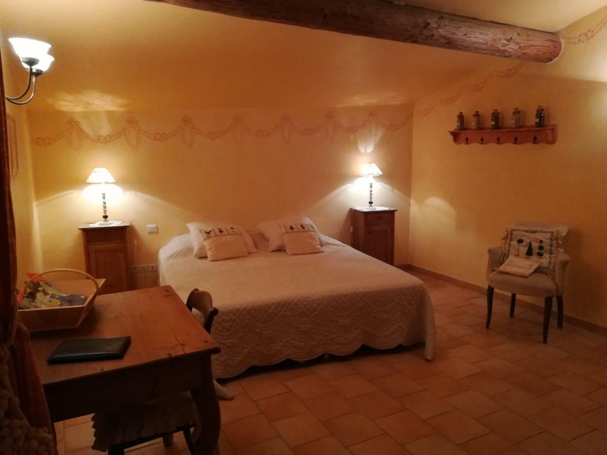 Bed and Breakfast La Capucine Lagnes Exterior foto